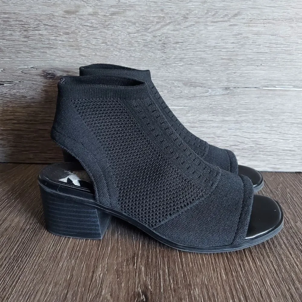 Steve Madden Black Knit Peep-Toe Block Heel Sandals